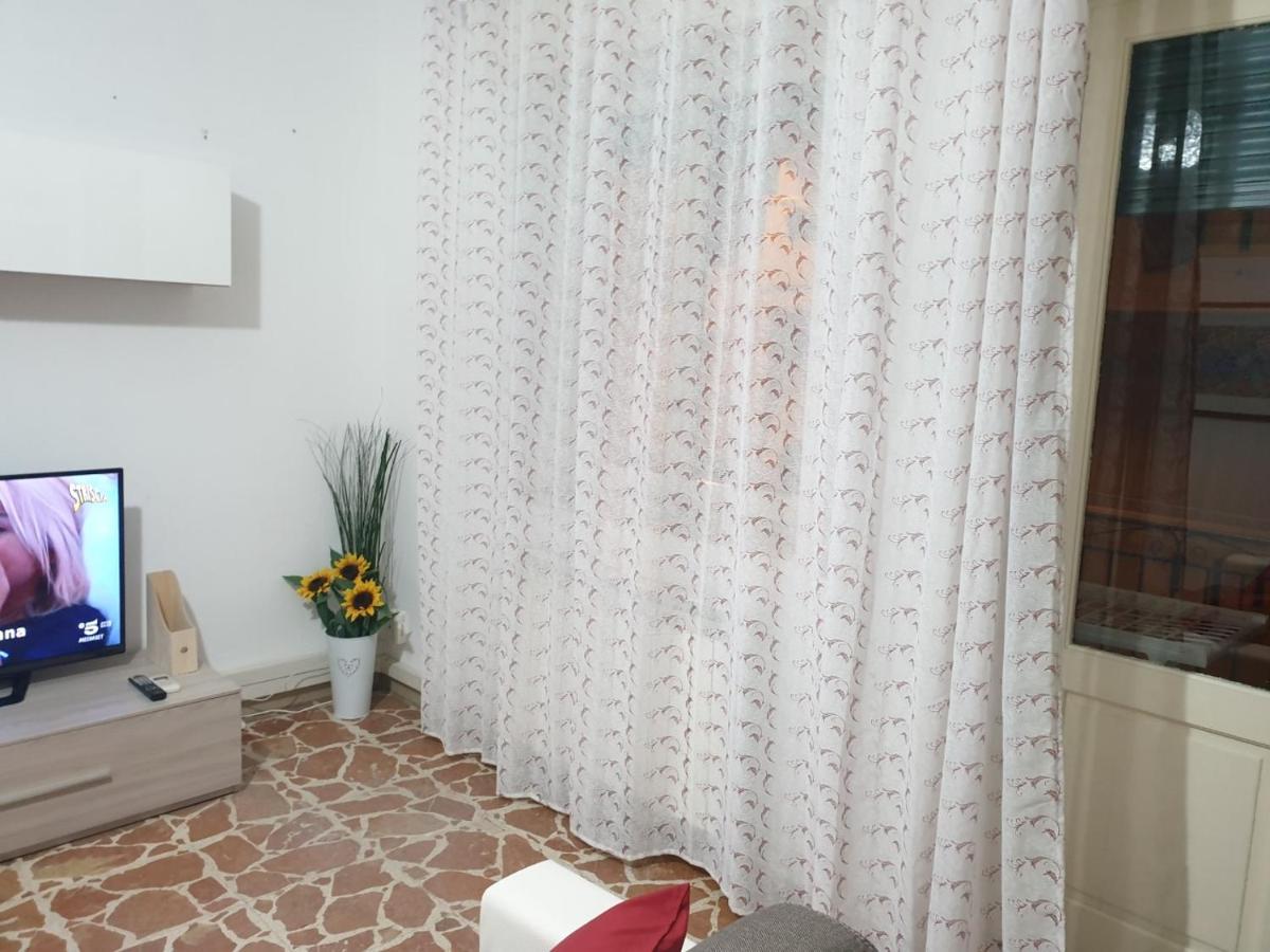 Chiara Naxos Apartment Giardini Naxos Exterior photo